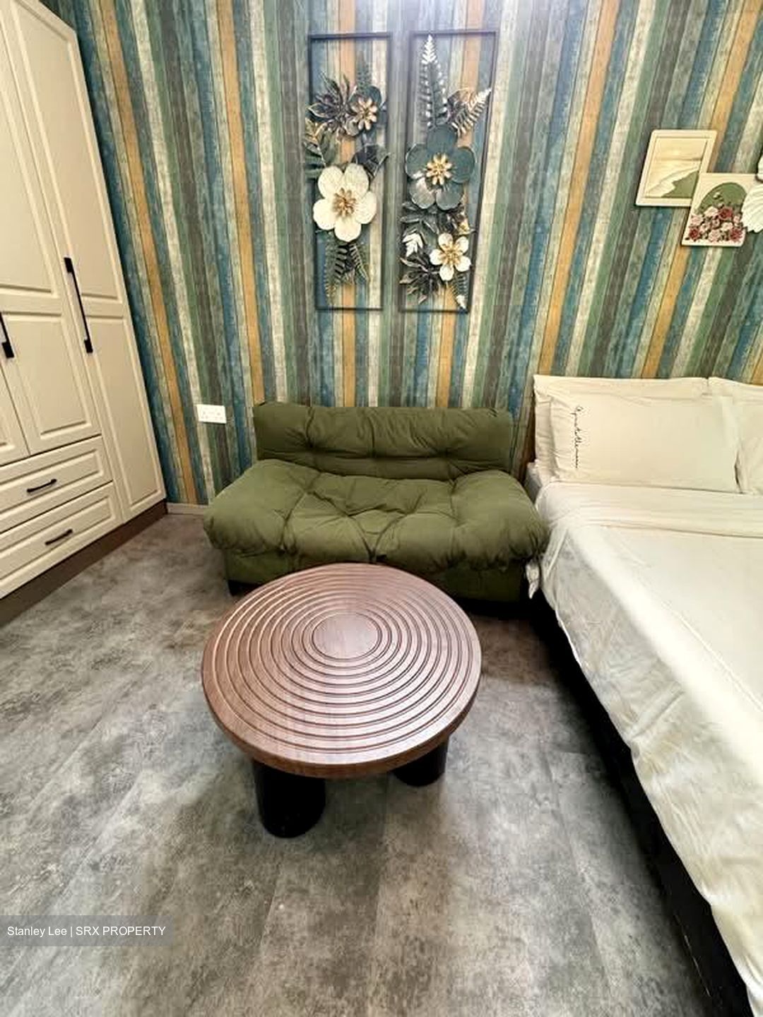 Mugliston Road (D15), Terrace #564096171
